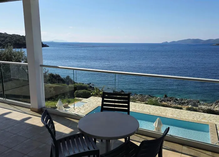 Amarandos Villa